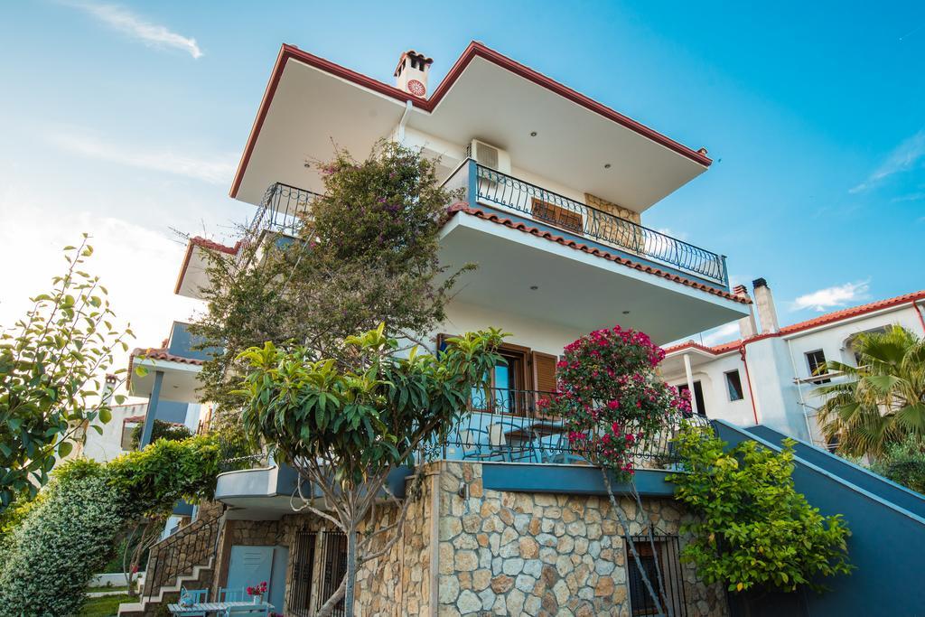 Bouganvillia Homes Nikiti  Esterno foto