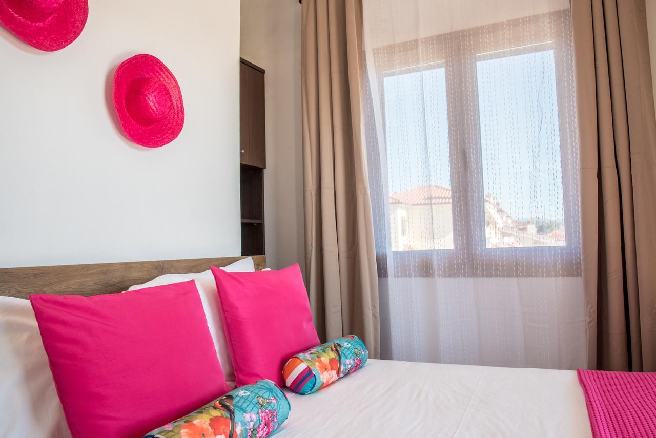 Bouganvillia Homes Nikiti  Esterno foto
