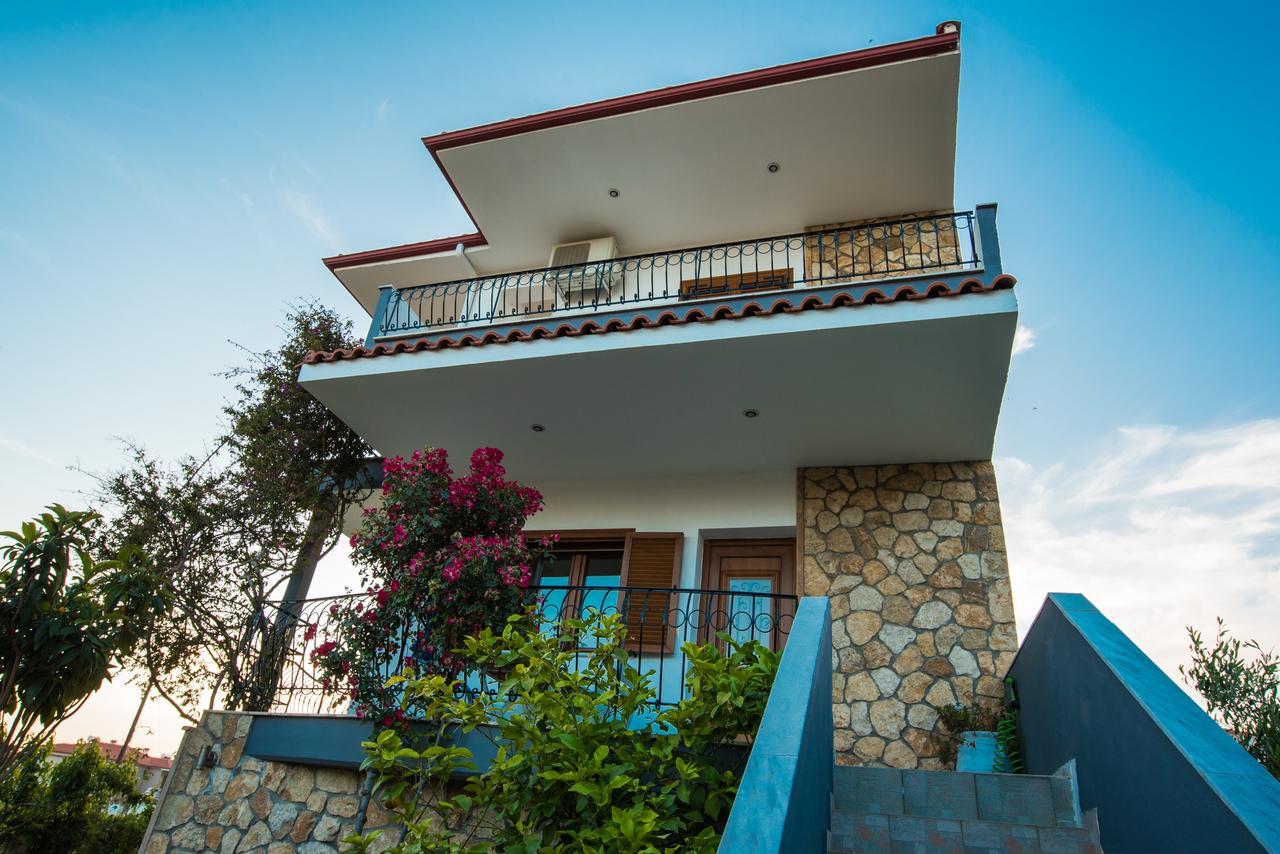 Bouganvillia Homes Nikiti  Esterno foto